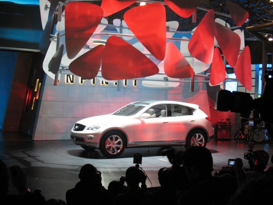  Infiniti EX Concept 2007 года  (фото 19 из 51)